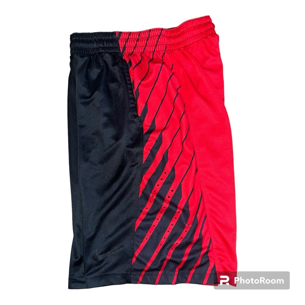 Nike Elite Men’s shorts size s make offers